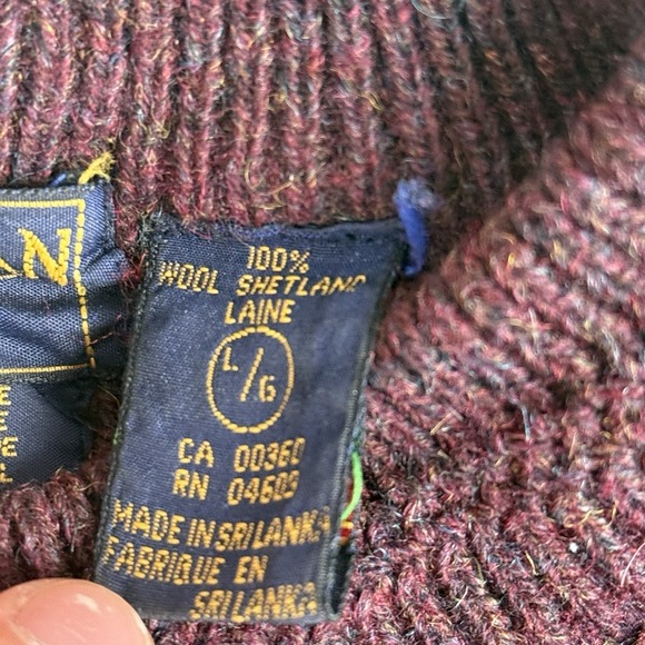 Wm H Leishman Shetland 100% Wool Sweater Mens Large Burgundy Crew Neck Hole - Picture 5 of 9